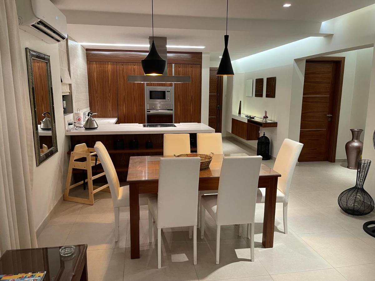 Deluxe Apartment With Pool In The Heart Of St Pauls Bay セント・ポールズ・ベイ エクステリア 写真